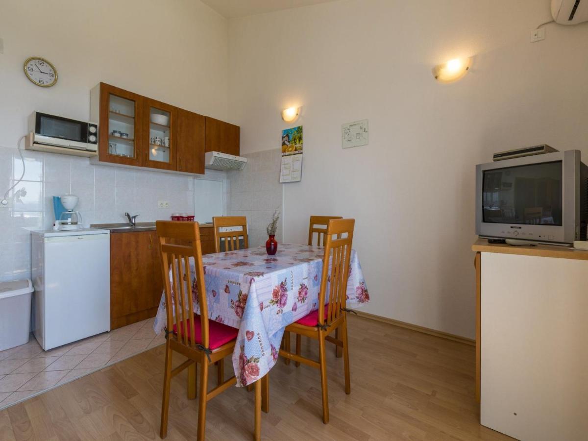Apartments Maro Dramalj Bagian luar foto